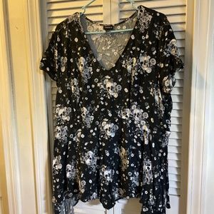 Torrid Black Skull Top